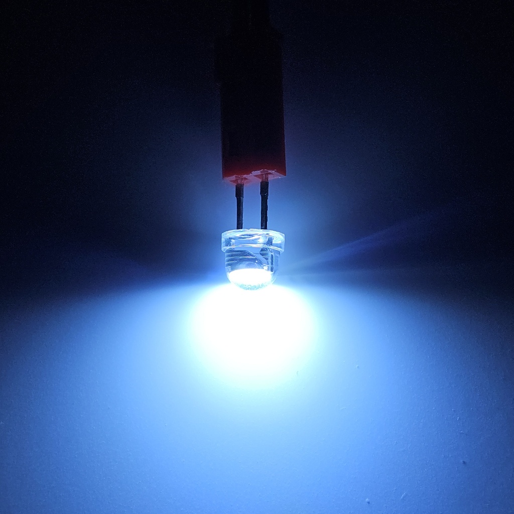 0.5W 4,8mm яскравий БІЛИЙ  холодний; w.cl.